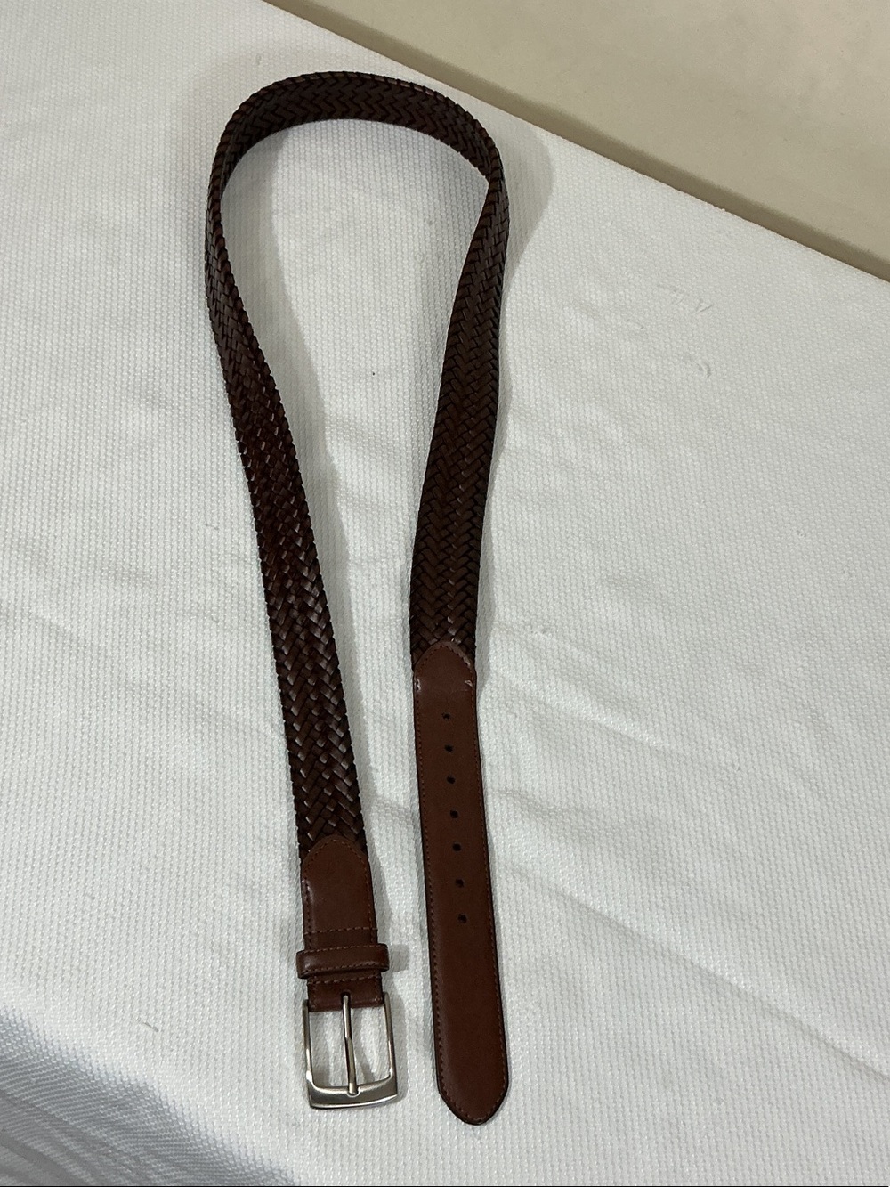 Men’s braided leather belt